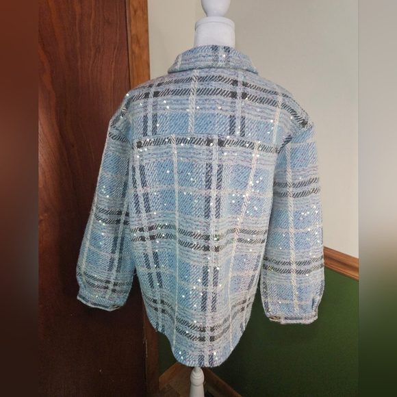 Womens Shacket Size Large - Picture 7 of 9